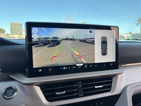 New 2026 Ford Explorer Active w/ Active Comfort Package image 27