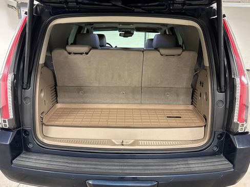 Used 2018 GMC Yukon SLT image 19