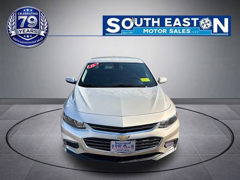 Used 2016 Chevrolet Malibu LT w/ Leather Package FWD image 3