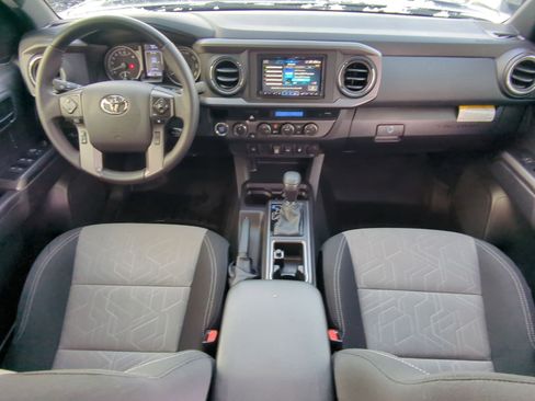 Used 2023 Toyota Tacoma TRD Sport image 18