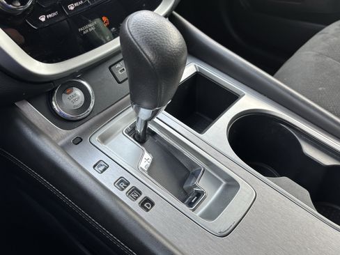 Used 2023 Nissan Murano S AWD/4WD image 26