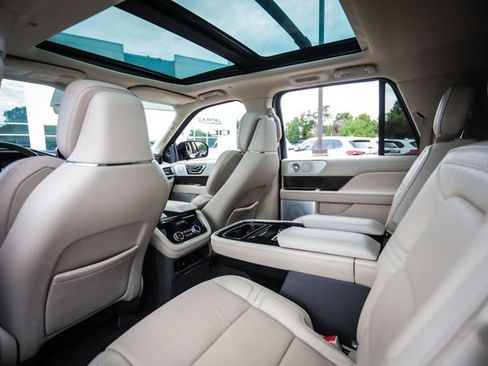 Used 2018 Lincoln Navigator L Reserve w/ Technology Package AWD/4WD image 52