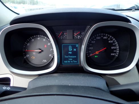 Used 2011 Chevrolet Equinox LT image 18