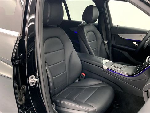 Certified 2022 Mercedes-Benz GLC 300 image 12