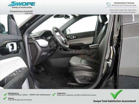 Certified 2023 Jeep Compass Limited AWD/4WD image 12
