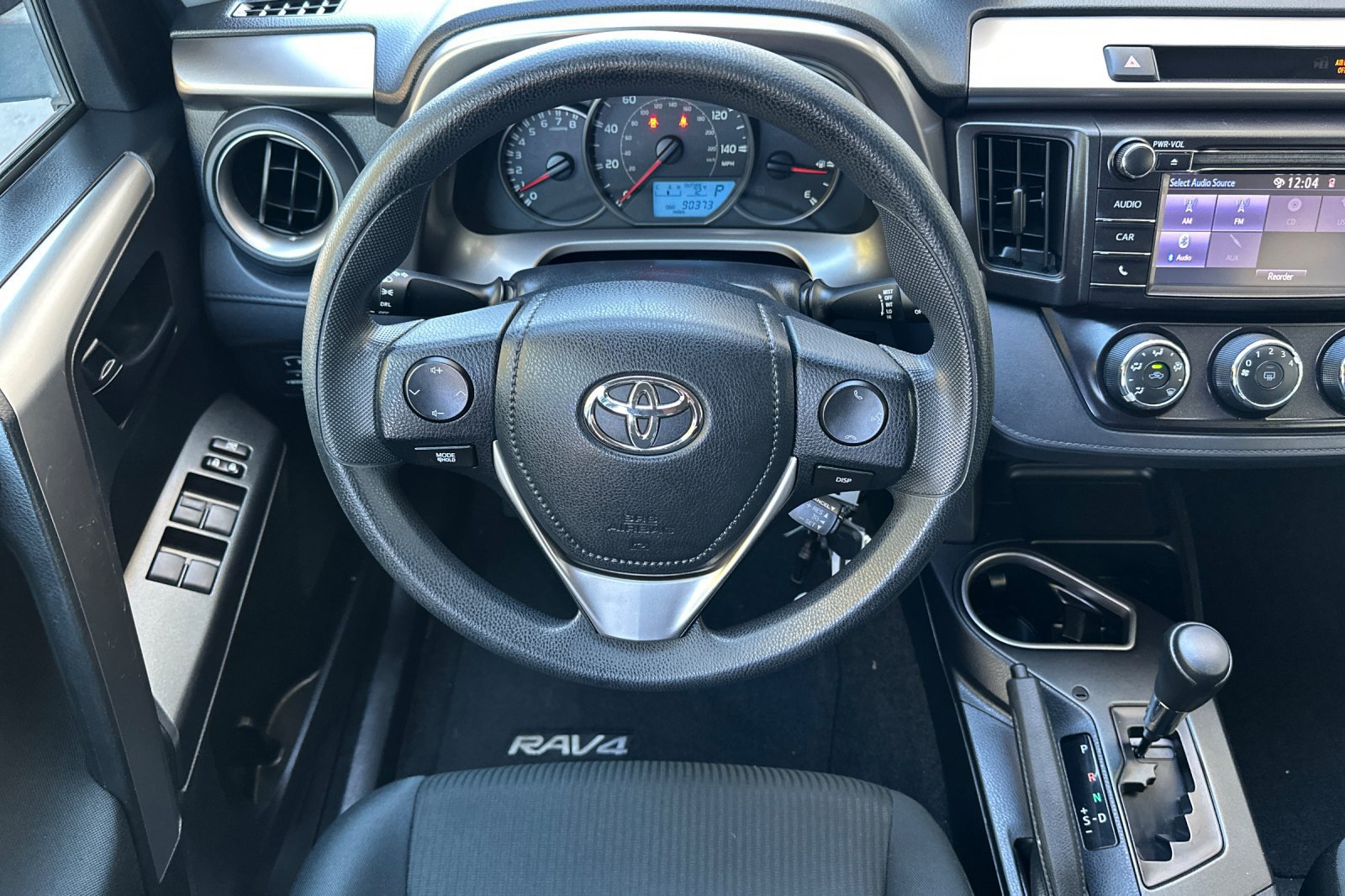 Used 2016 Toyota RAV4 LE FWD image 14