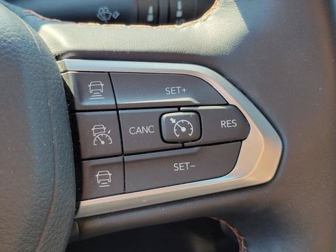 Used 2022 Jeep Compass Limited AWD/4WD image 17
