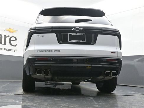 Used 2024 Chevrolet Traverse RS w/ LPO, Floor Liner Package image 54