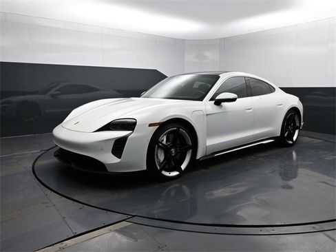 Used 2020 Porsche Taycan 4S image 1