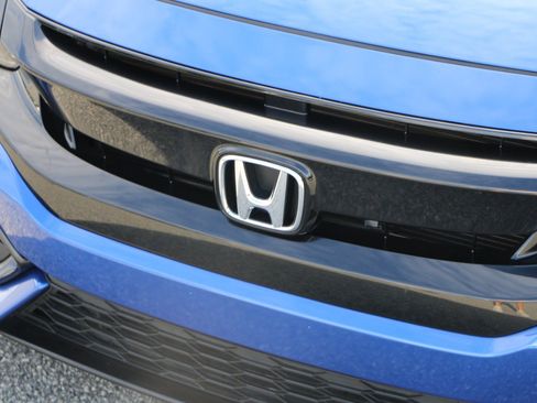 Used 2020 Honda Civic Sport image 12