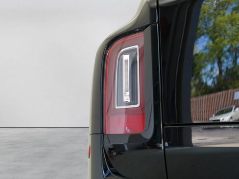 Certified 2020 Rolls-Royce Cullinan AWD/4WD image 51
