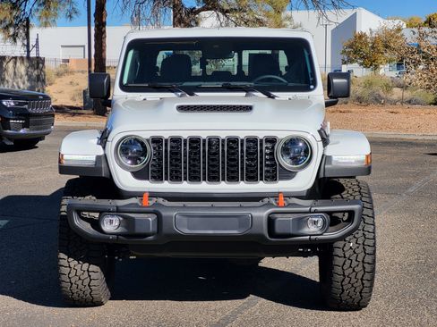 New 2025 Jeep Gladiator Mojave image 10