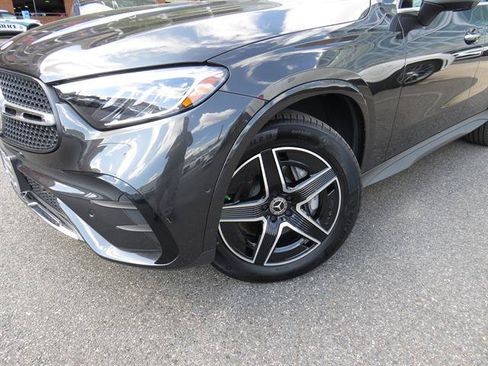 Used 2026 Mercedes-Benz GLC 300 4MATIC image 23