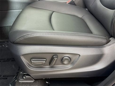 Certified 2026 Toyota Corolla Cross XLE w/ Convenience Package image 16