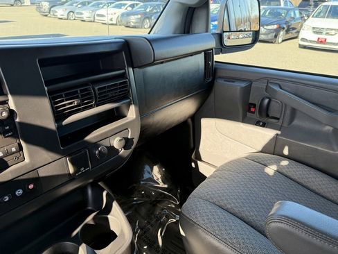 Used 2017 Chevrolet Express 2500 LS image 24