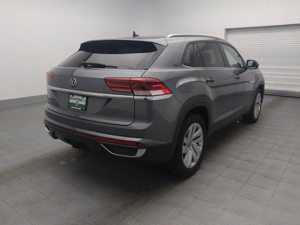 Used 2022 Volkswagen Atlas Cross Sport SE w/ Panoramic Sunroof Package FWD image 9