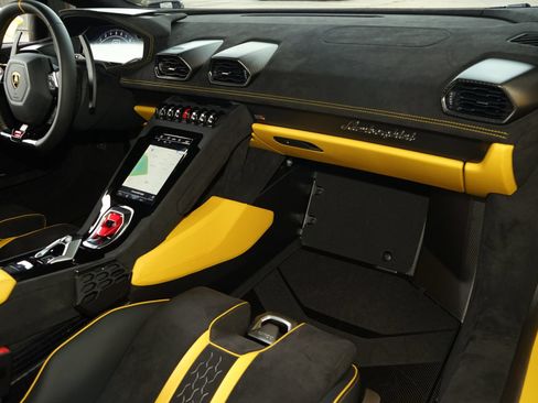 Used 2023 Lamborghini Huracan Tecnica RWD image 13