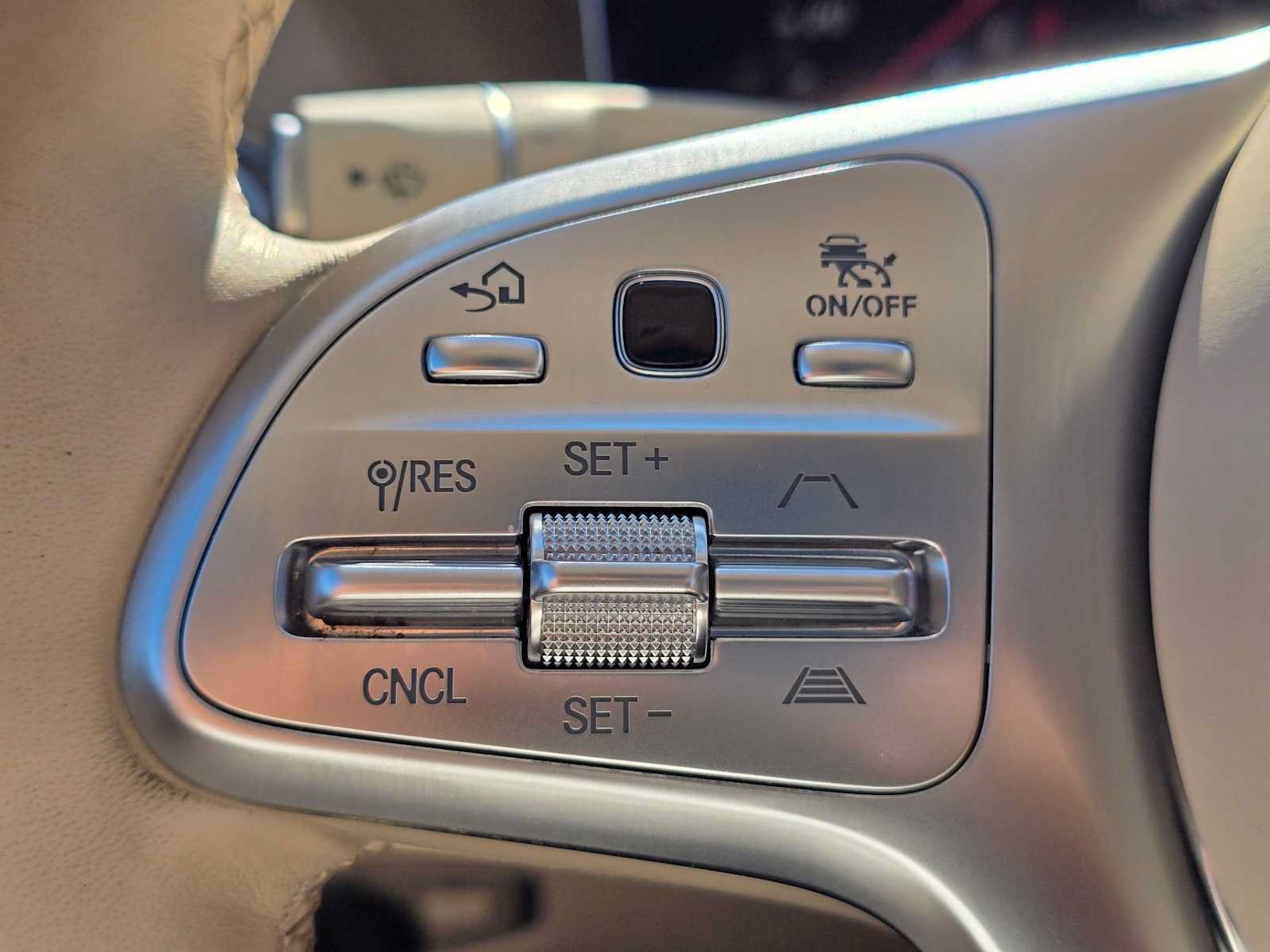 Used 2019 Mercedes-Benz S 560 Sedan image 33