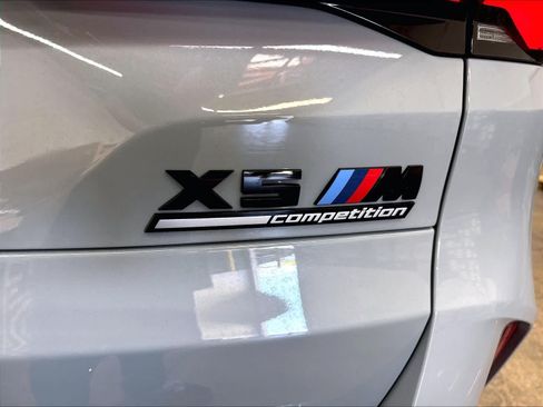 Used 2025 BMW X5 M Competition w/ Executive Package AWD/4WD image 11