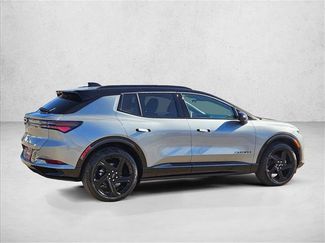 New 2026 Chevrolet Equinox EV RS video 2