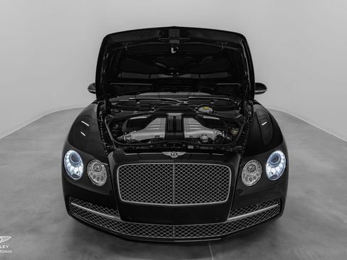 Used 2016 Bentley Flying Spur W12 image 10