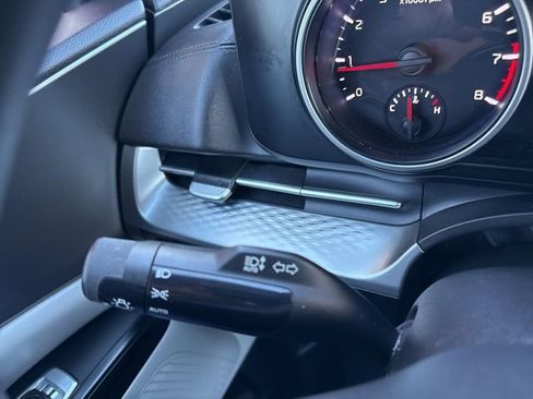 Certified 2023 Kia Carnival LX image 21