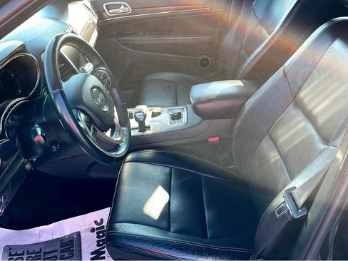 Used 2014 Jeep Grand Cherokee Limited w/ Luxury Group II image 11