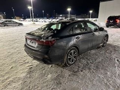 Certified 2024 Kia Forte LXS image 3