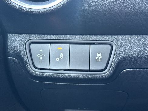Certified 2024 Kia Forte GT w/ GT2 Package FWD image 40