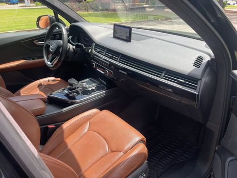 Used 2018 Audi Q7 3.0T Prestige AWD/4WD image 14