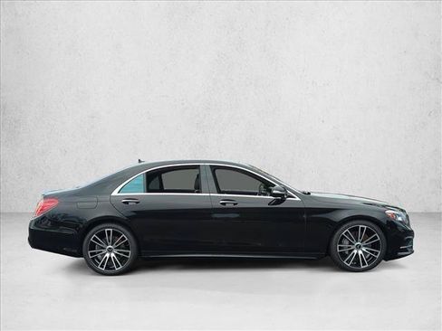 Used 2015 Mercedes-Benz S 550 Sedan image 4