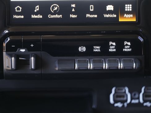 Used 2022 RAM 3500 Limited image 33