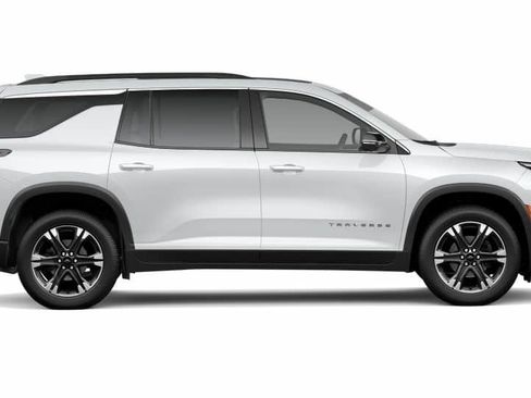 New 2027 Chevrolet Traverse LT w/ Sun and Wheel Package AWD/4WD image 14