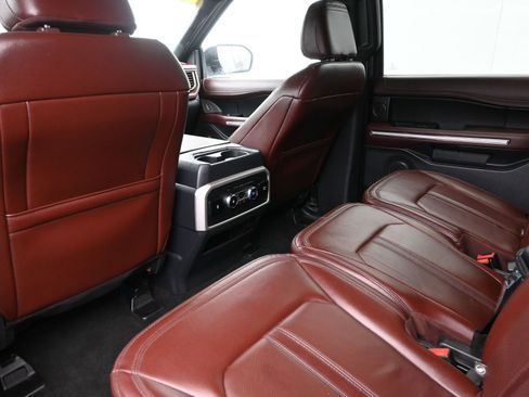 Used 2022 Ford Expedition Max Limited image 21