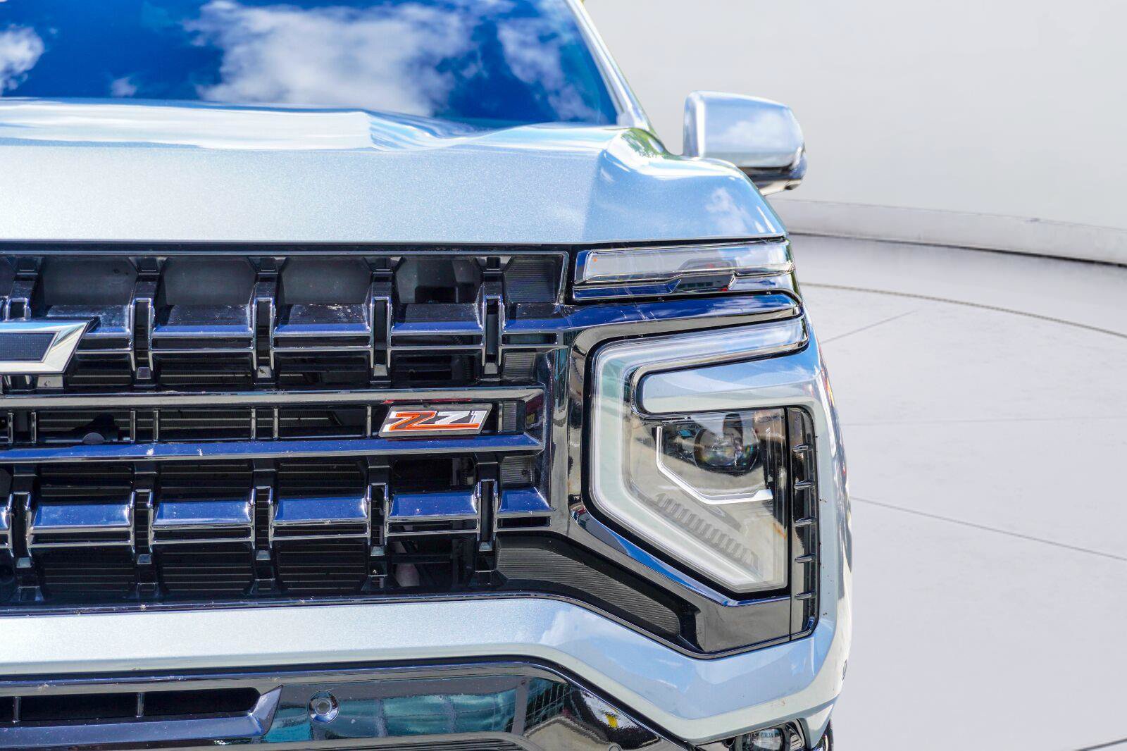 Used 2025 Chevrolet Tahoe Z71 AWD/4WD image 6
