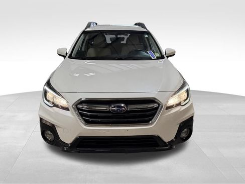 Used 2019 Subaru Outback 2.5i Premium AWD/4WD image 5