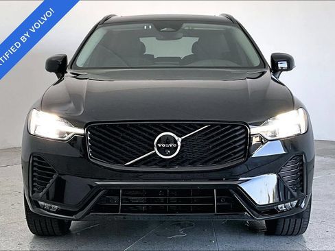 Certified 2026 Volvo XC60 B5 Plus AWD/4WD image 3