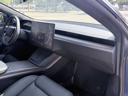 Used 2025 Tesla Model S AWD/4WD image 50