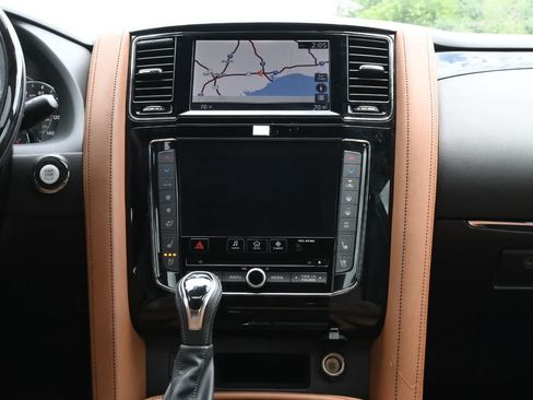 Used 2021 INFINITI QX80 Sensory w/ All-Season Package RWD image 13