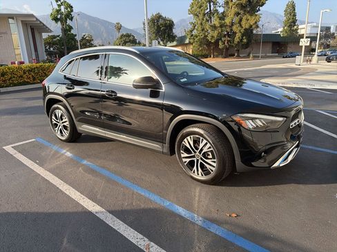 Used 2026 Mercedes-Benz GLA 250 4MATIC image 2