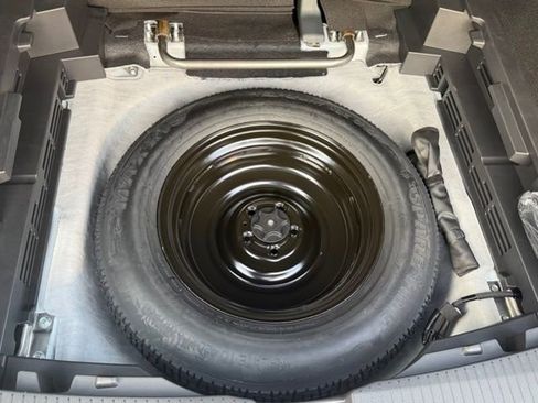 New 2026 Nissan Rogue SV image 10