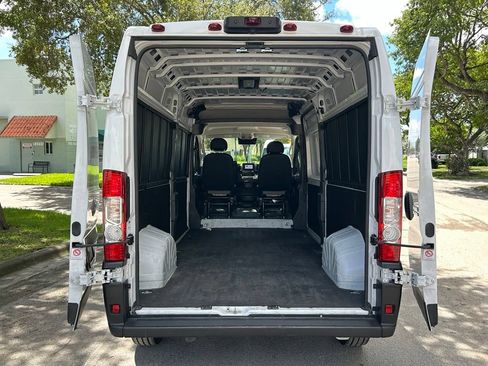 Used 2025 RAM ProMaster 3500 w/ Convenience Group FWD image 35