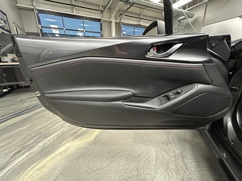 Used 2017 MAZDA MX-5 Miata RF Grand Touring image 41