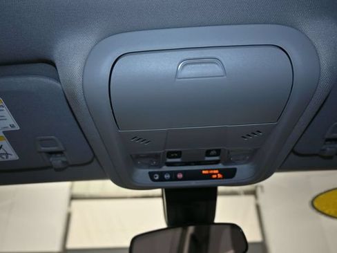 Used 2022 Chevrolet Equinox LT FWD image 12