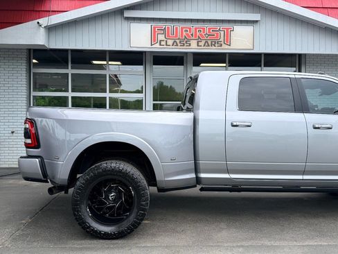 Used 2020 RAM 3500 Laramie AWD/4WD image 11