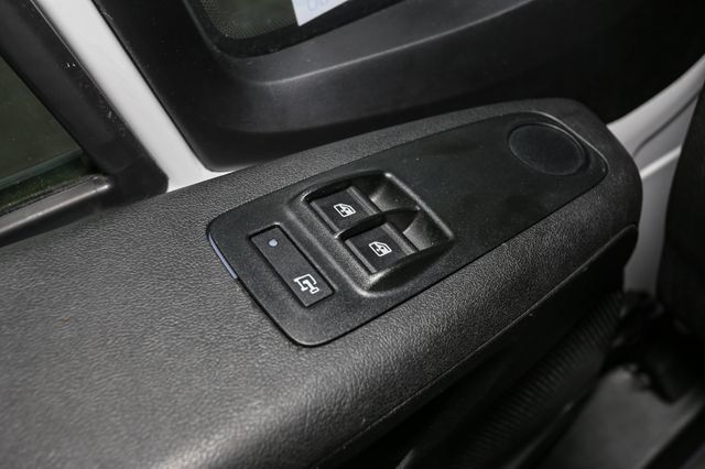 Used 2025 RAM ProMaster 2500 w/ U-Haul Equipment Group FWD image 32