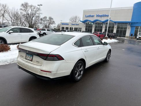 Certified 2023 Honda Accord EX-L image 4