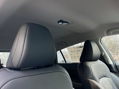 New 2025 Subaru Crosstrek 2.5i Limited w/ Popular Package #4A image 17