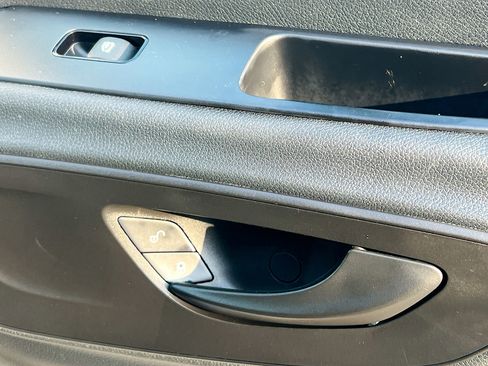 Used 2024 Mercedes-Benz Sprinter 2500 image 29