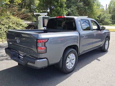 Used 2023 Nissan Frontier SV w/ SV Convenience Package RWD image 15